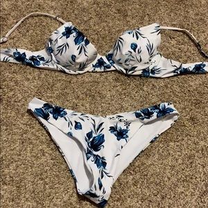 Bikini 2 piece hardly worn